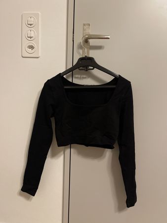 Stradivarius Langärmliges Top, cropped