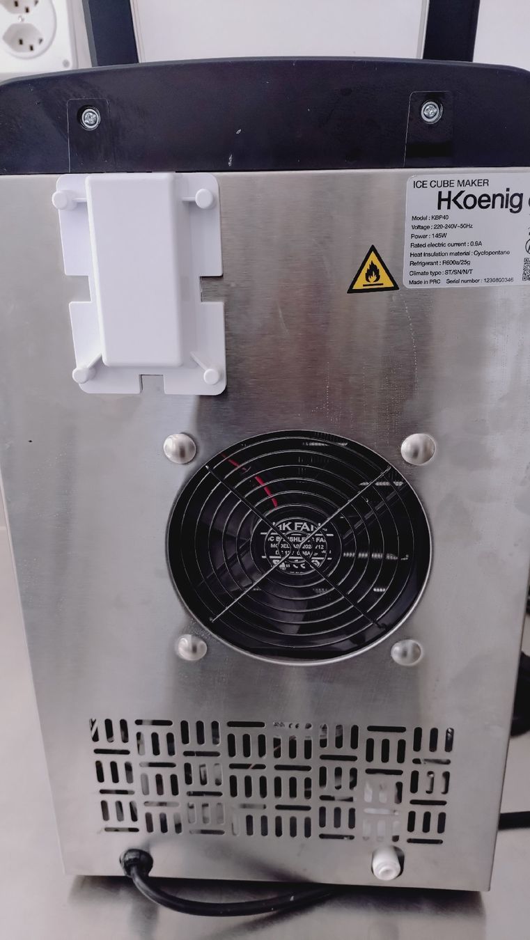 Elettrodomestici da cucina: Eiswürfelmaschine – Usato da Dulliken venduto da fel_xk2r 3