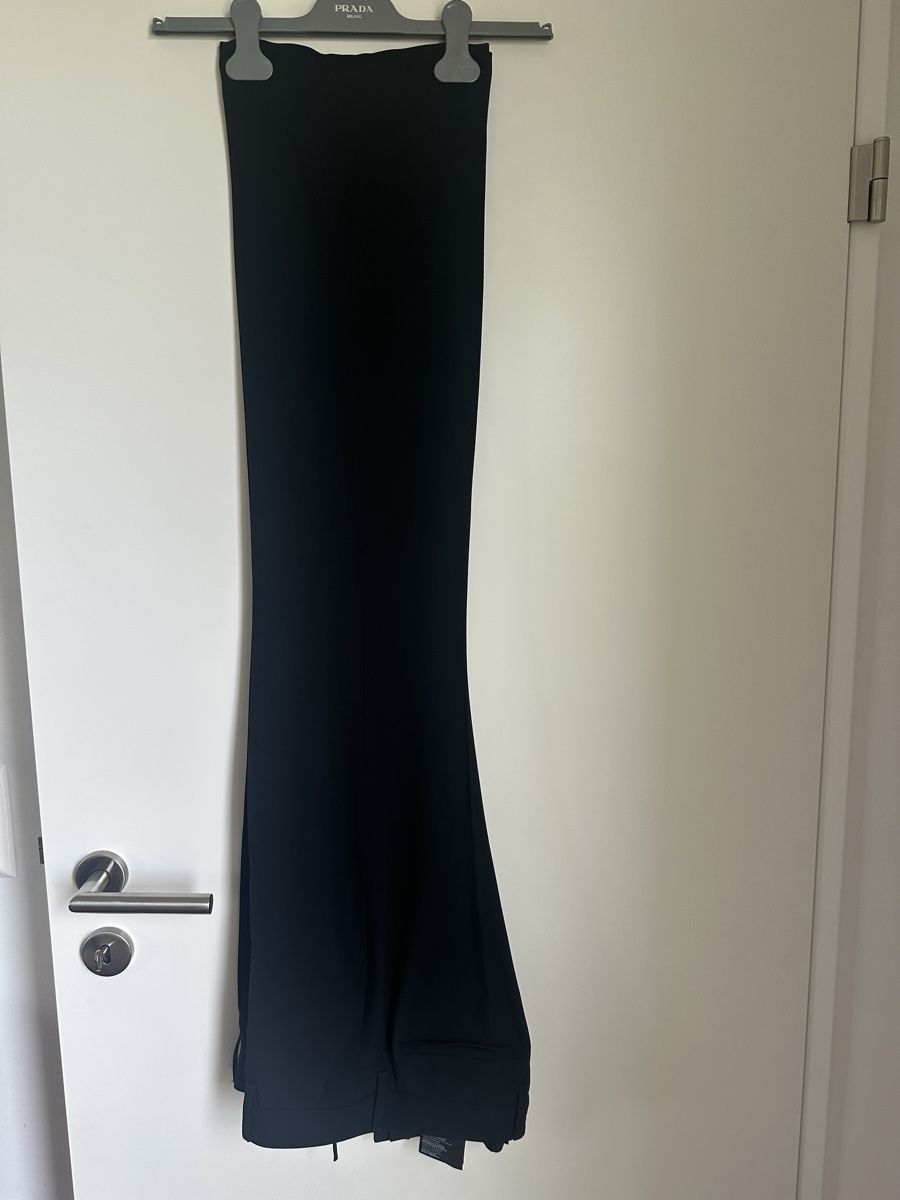 Prada Pantaloni: Prada new midnight blue straight trousers IT44 – Nuovo (secondo la descrizione) da Langnau am Albis venduto da bar_ml6k 1