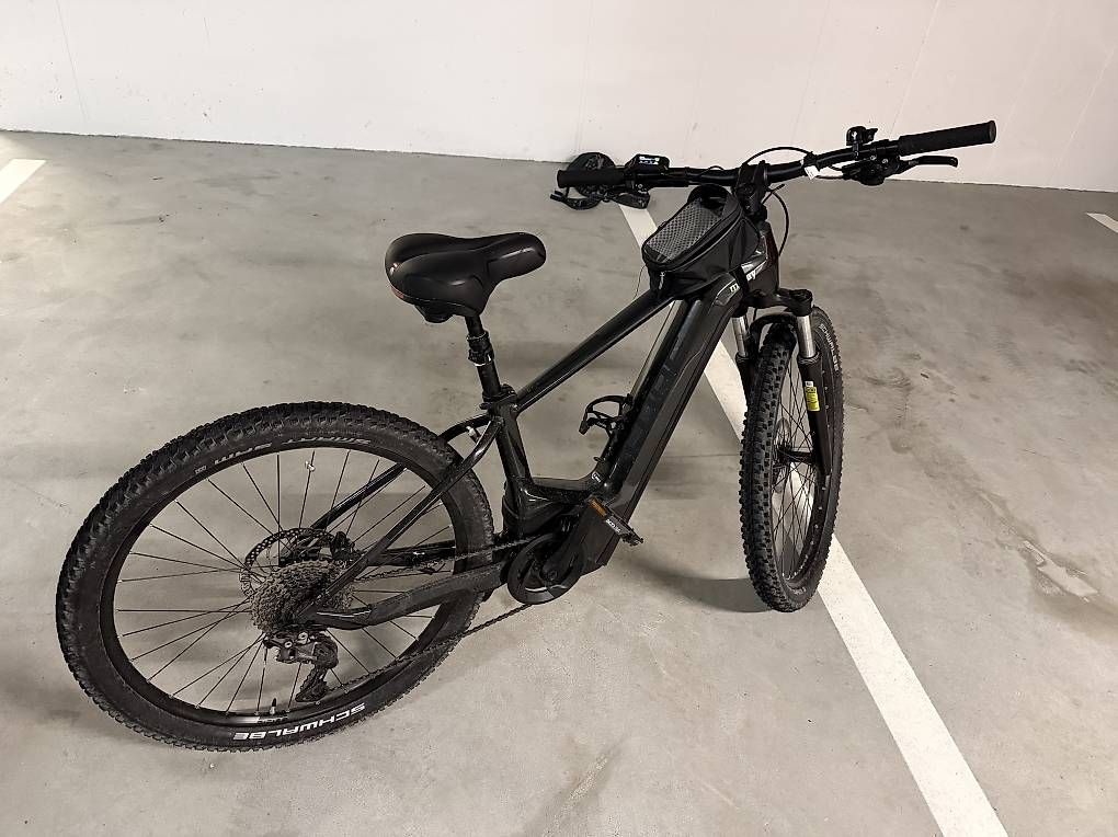 Vélos: Cube E-Mountainbike  Bosch Performance Line CX  2 Akkus  – D'occasion à Kreuzlingen par 1992m 1