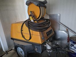 A saisir compresseur de chantier Maco - Meudon MV 21
