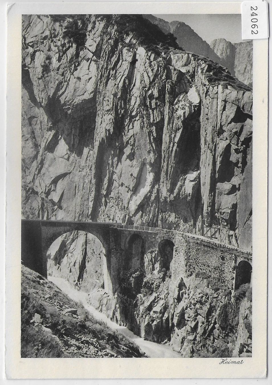Cartoline postali: Teufelsbrücke Schöllenen – Antico da Ettingen venduto da Kartenplanet