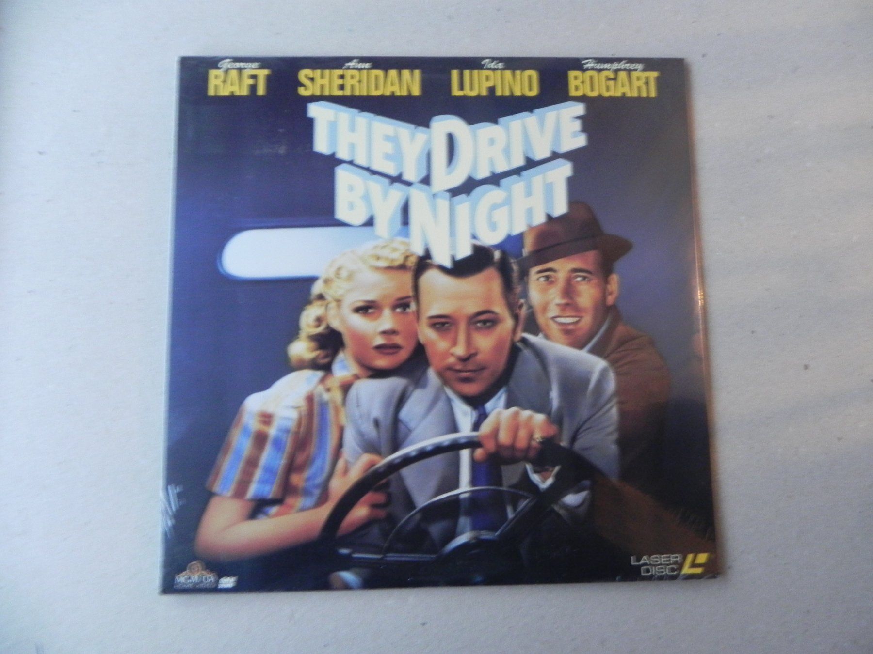 Mint Laserdisc Film mit Humphrey Bogart 1940 / 1992 Drive .. (Neu und ...