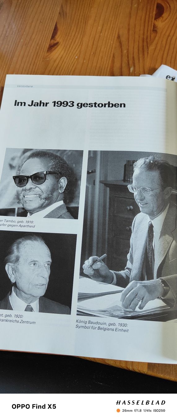 Libri: Welt Rundschau 1993 – Usato da Volken venduto da katz5 5