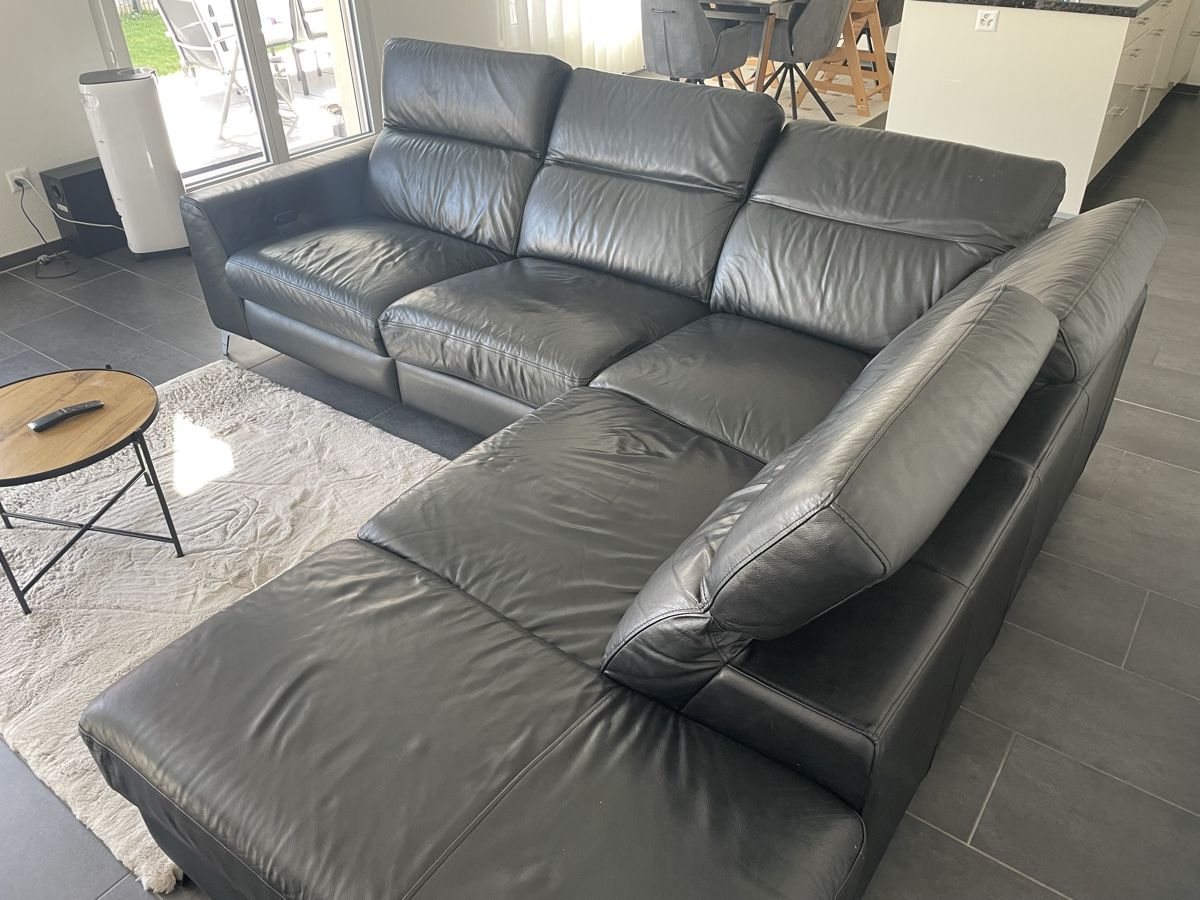 Divani: Ledersofa mit elektrischer Relaxfunktion – Usato da Münchwilen TG venduto da Jordi123 1