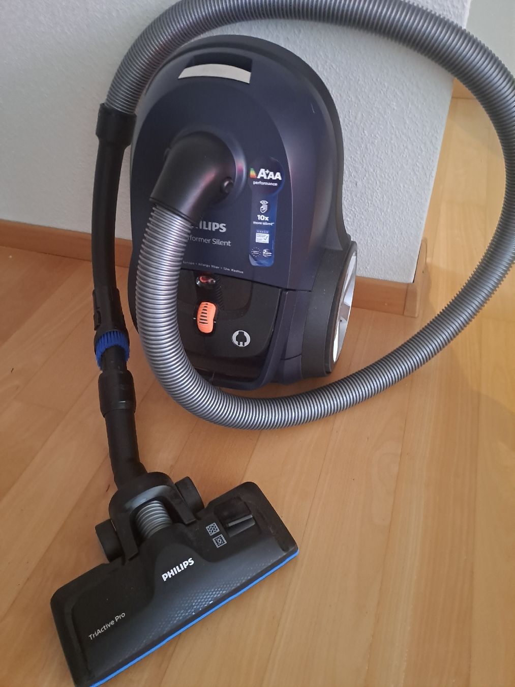 Philips Aspirapolveri & Accessori: Staubsauger Phillips Neuwertig – Nuovo (secondo la descrizione) da ZUERICH venduto da BG9RF