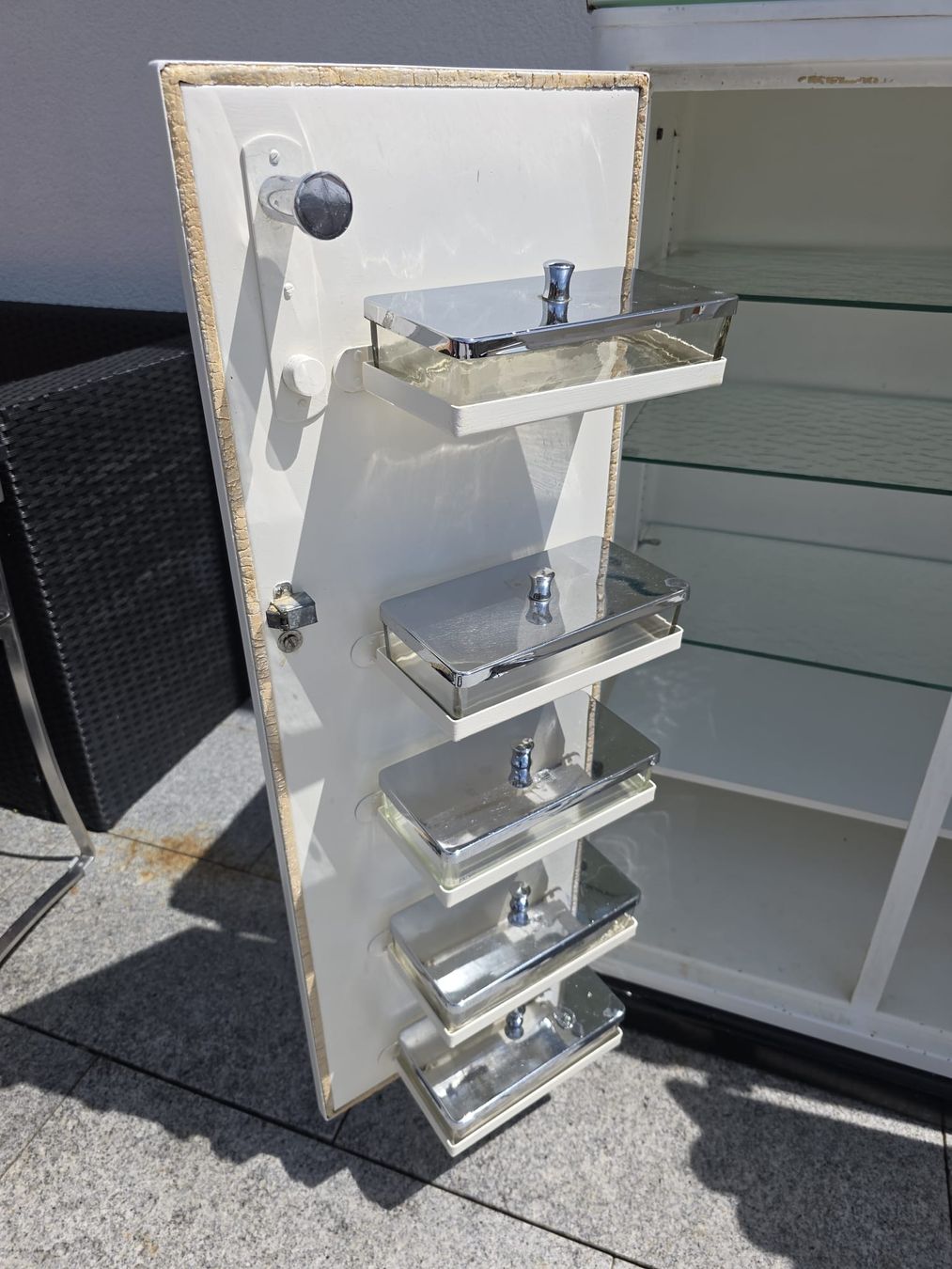 Armadi: Vintage Arztschrank – Usato da Oberbuchsiten venduto da Julia0118 2