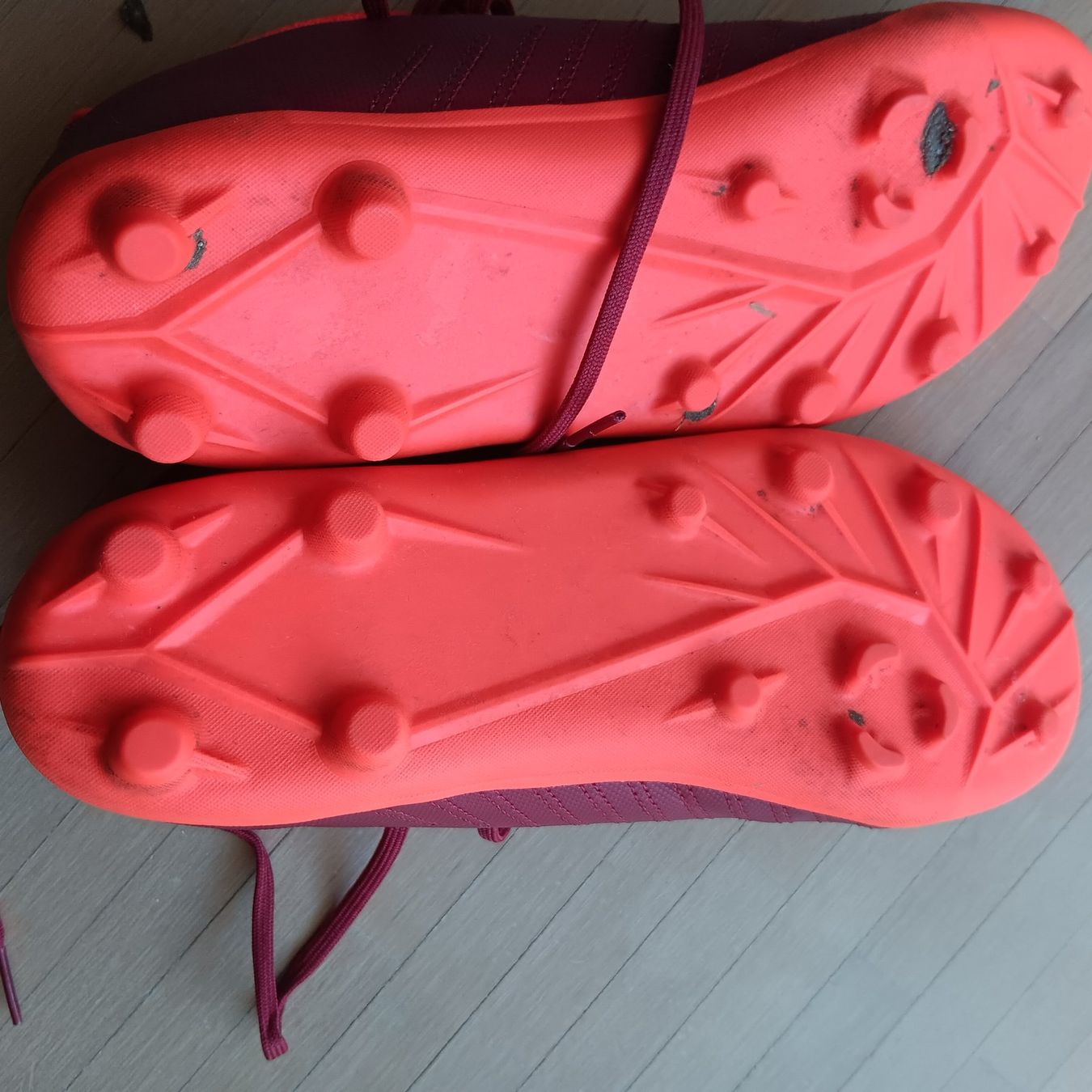 Decathlon Scarpe per ragazzi: Fussballschuhe Grösse 37 Decathlon – Usato da Winterthur venduto da Maetthi20 1