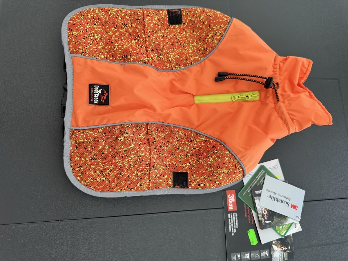 Abbigliamento: 3 Hundemänteli 35cm – Nuovo e nell'imballaggio originale da Büttikon AG venduto da Pastis44 3