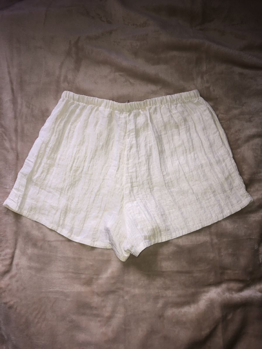 Hosen: 3 Shorts Gr.XS von H&M – Gebraucht aus Balsthal von Katzenfan99 4