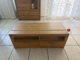 TV Regal im guten Zustand