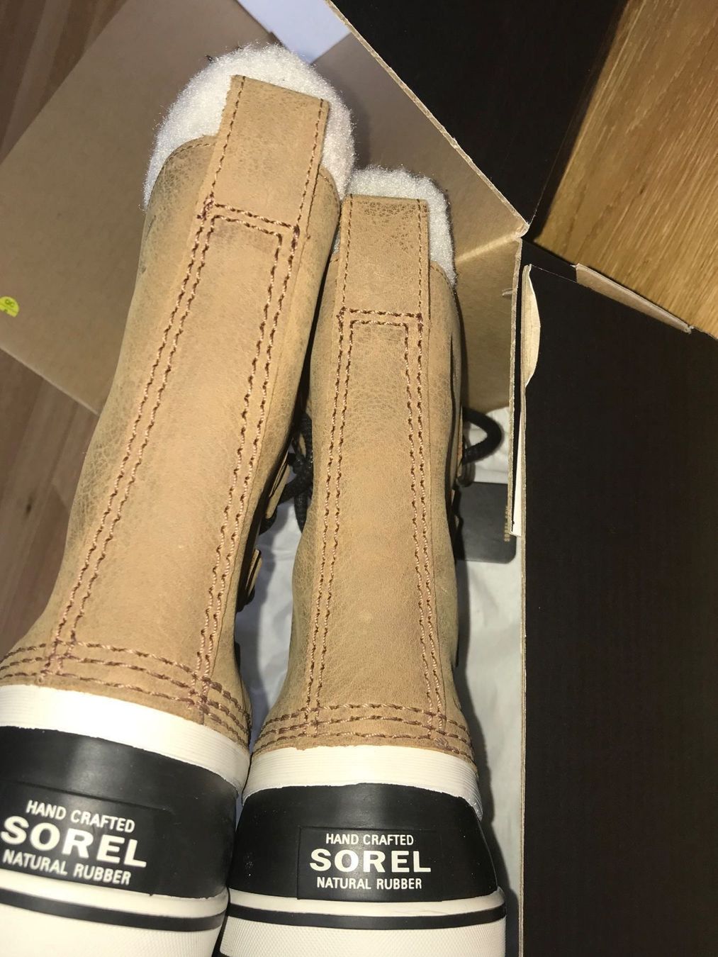 Sorel Damenschuhe: Sorel Caribou Stiefel Gr.37 – Neu und originalverpackt aus Stäfa von Exclusive0 5