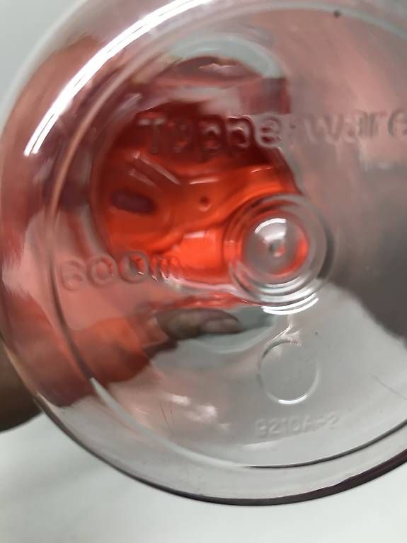 Contenitori & Simili: Behälter Oel u Essig 600ml     Tuperware – Usato da Boswil venduto da MaKoBo 2
