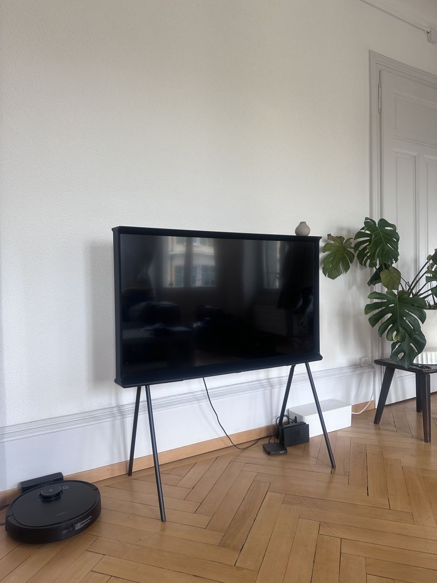 Fernseher: Smart TV Serif Samsung 49 Zoll – Defekt aus Fribourg von samsam04