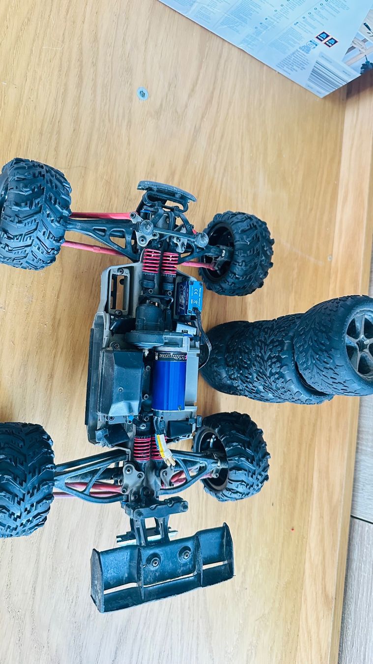 Traxxas RC Modellbau: Traxxas – Gebraucht aus Nebikon von sal_pvk8 1