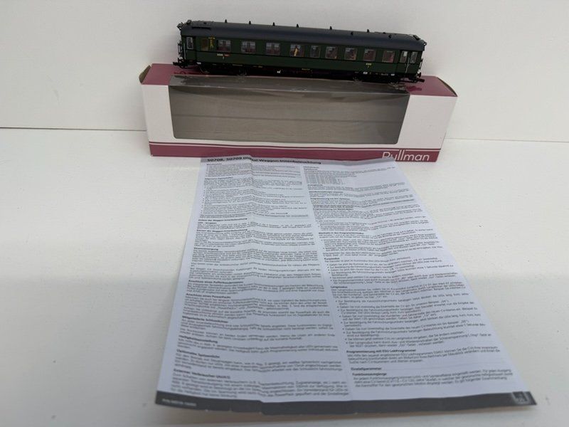 Modellini di ferrovie: Pullman "36146", Spur H0, Eilzugwagen 3. Klasse der DRG – Usato da Büsserach venduto da ModellbahnDepot 1