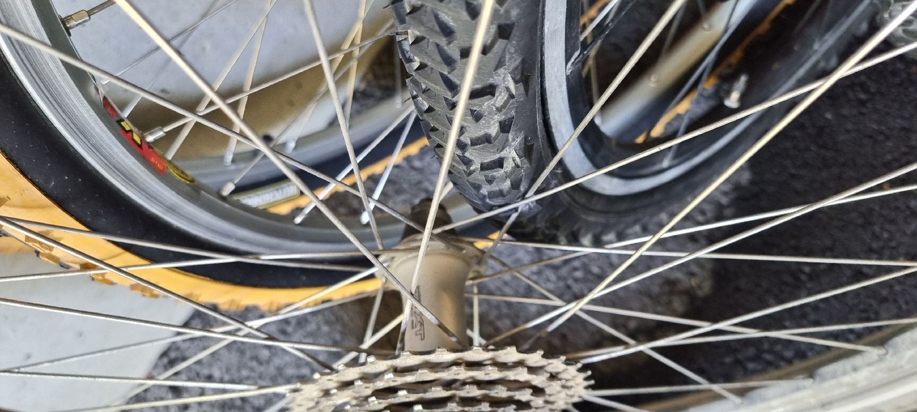 Pièces détachées: Diverse 26 Laufräder  – D'occasion à Seon par Stibinio 6