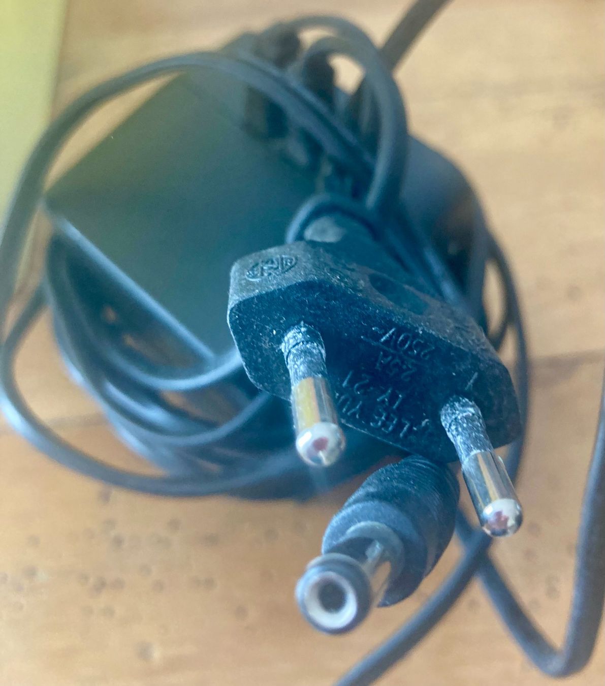 Lecteurs & Adaptateurs: CHD AC Adapter 18V 2500mA – D'occasion à Eglisau par Shoprabbit 1