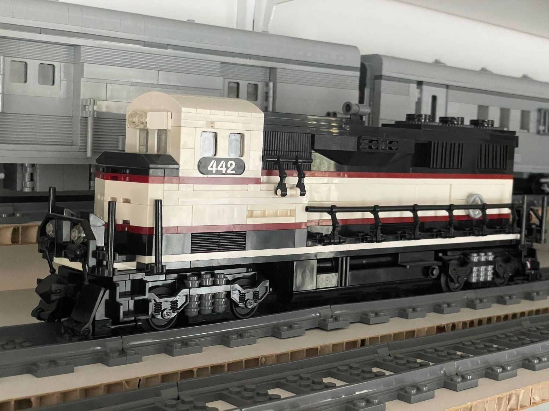 Lego Baukästen: LEGO MOC US-Diesellokomotive – Neu (gemäss Beschreibung) aus Wil SG von blitzeblanko 1
