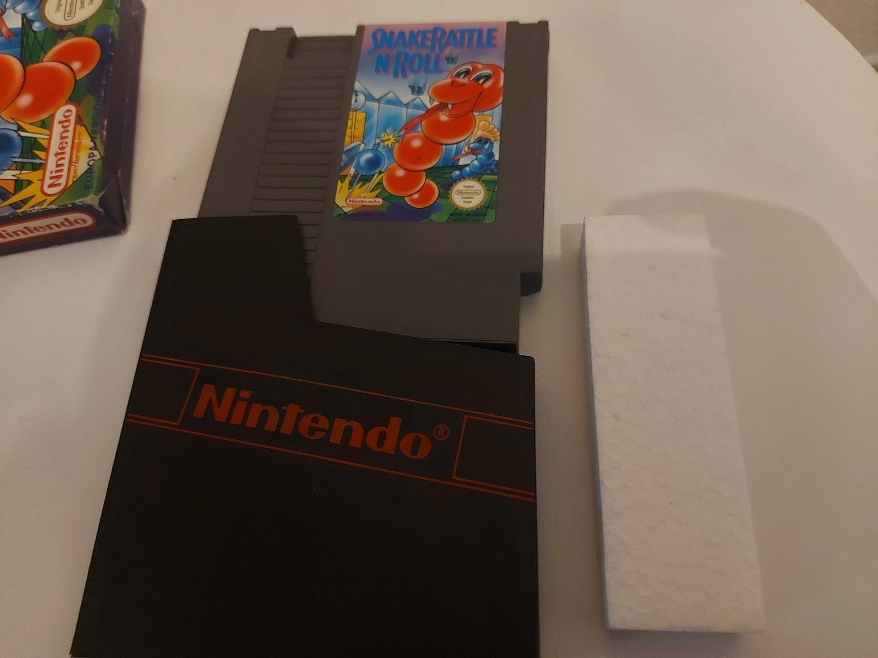 Nintendo Giochi: Snake Rattle n Roll Nintendo NES OVP – Usato da Aarau venduto da Kaesekuchen2000 6
