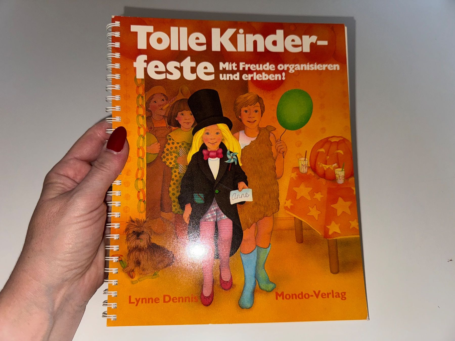 Libri: BUCH: Lynne Dennis, Tolle Kinderfeste – Usato da Grosswangen venduto da Second_hand_paradise