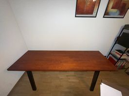 Grosser Schreibtisch  Holzoptik & Metallbeine 