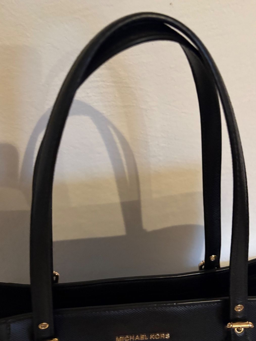 Michael Kors Borse da donna: Schwarz Lederhandtasche - Michael Kors – Usato da Langnau am Albis venduto da mha_2mts 3