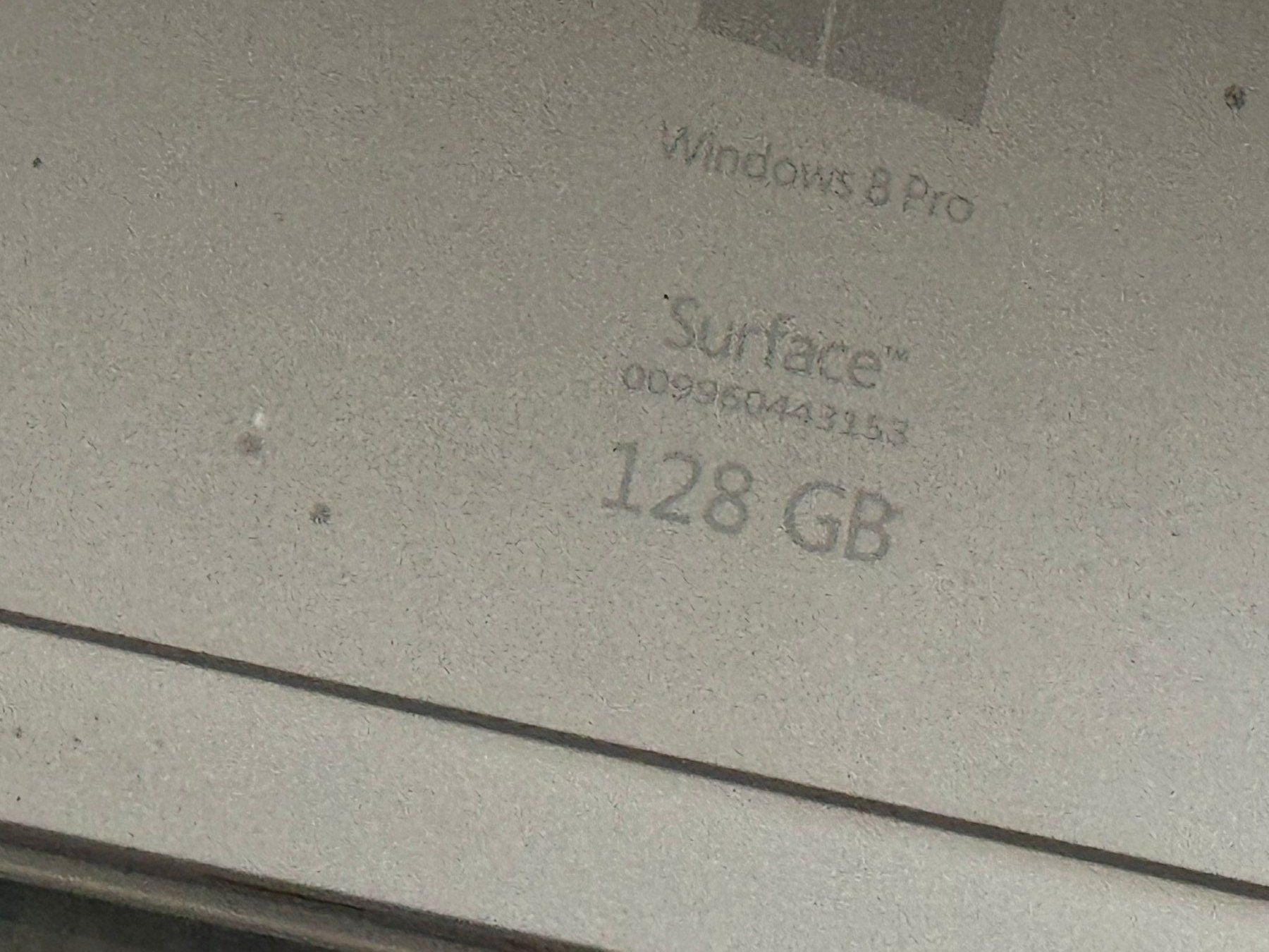 Microsoft Tablet PC: Surface Pro 3 - 128GB !! ungeprüft !! – Difettoso da Olten venduto da HoYa01 2