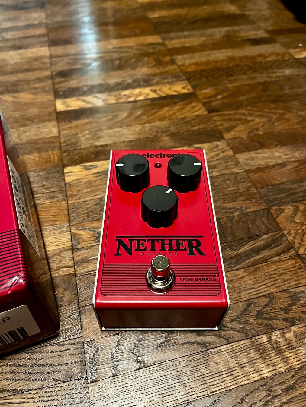 Strumenti musicali: TC Electronic Nether Octaver Effektpedal mit Originalverp... – Nuovo e nell'imballaggio originale da Hombrechtikon venduto da rpajarol 1