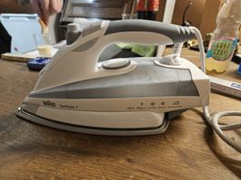 Braun TexStyle 7 Bügeleisen - Schnell Aufheizen! (K)