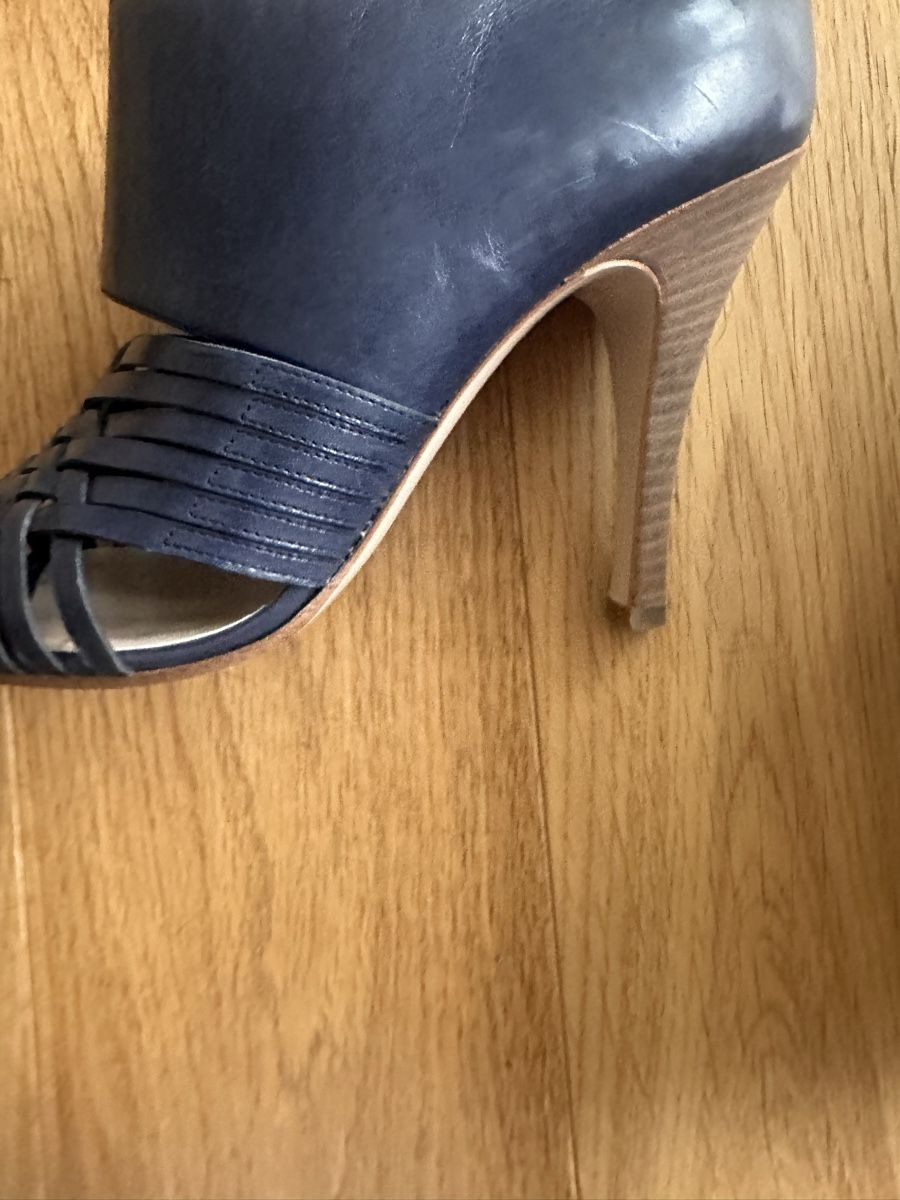 Bally Damenschuhe: Bally Schuhe 1x getragen navy 38 – Gebraucht aus Pfaffhausen von Klaras_second_hand 3
