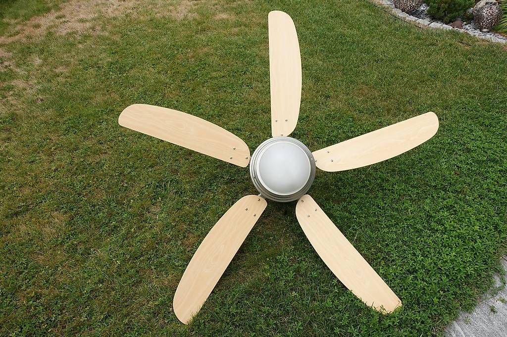 Ventilateurs: Deckenventilator mit Licht & Fernbedienung – D'occasion à Mettmenstetten par Schnubidu
