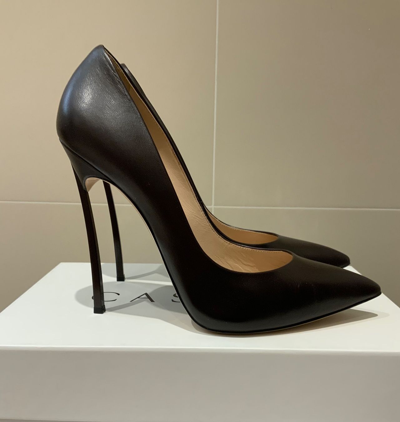 Casadei Scarpe da donna: Casadei Escarpin – Usato da Vandoeuvres venduto da Boussy74