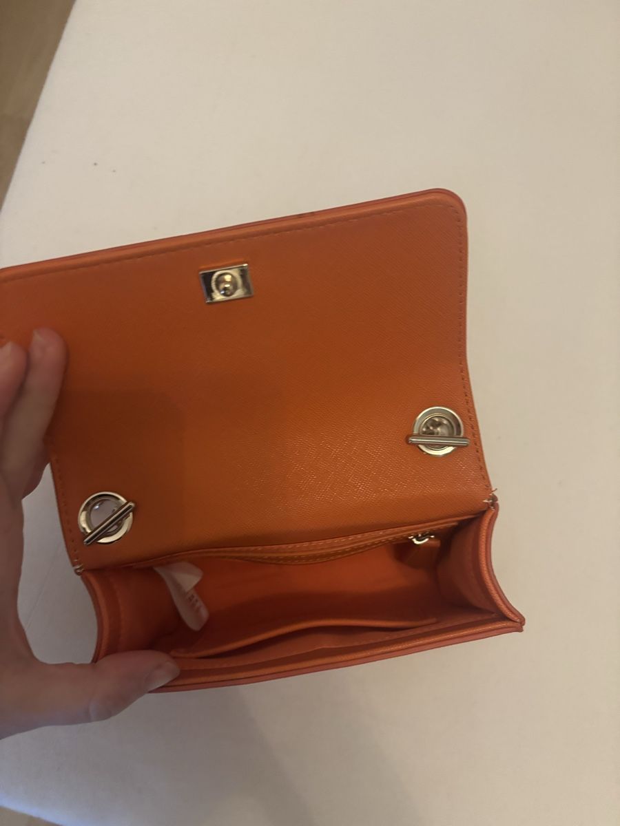 Taschen für Damen: Valentino Umhängetasche  – Neu (gemäss Beschreibung) aus Zürich von kri_zn7z 2