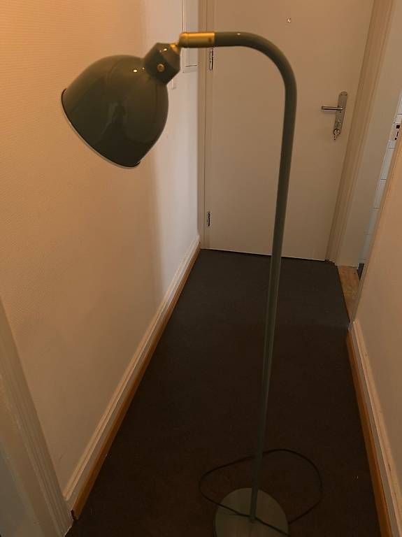 Lampade: Neue Stehlampe  – Nuovo e nell'imballaggio originale da St. Gallen venduto da mar_c29s