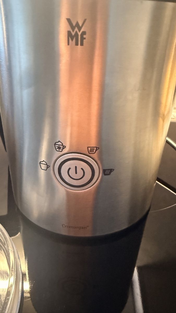WMF Elettrodomestici da cucina: WMF Milchaufschäumer – Usato da Rickenbach Sulz venduto da roosfamily 1