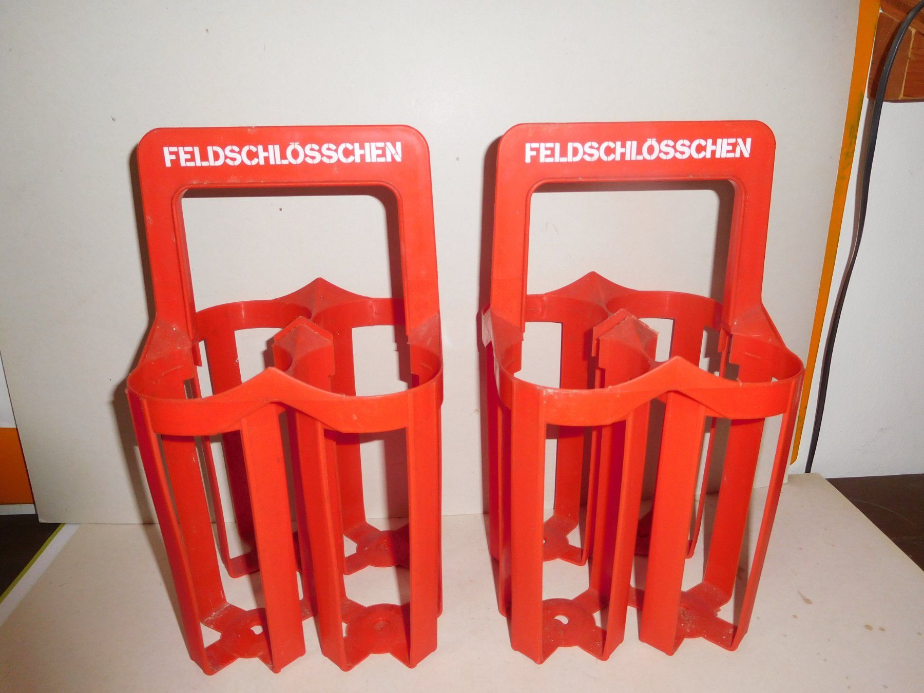 Feldschlösschen Bicchieri, Caraffe & Bottiglie: Feldschlösschen – Usato da Wallbach venduto da Pitralon1 1