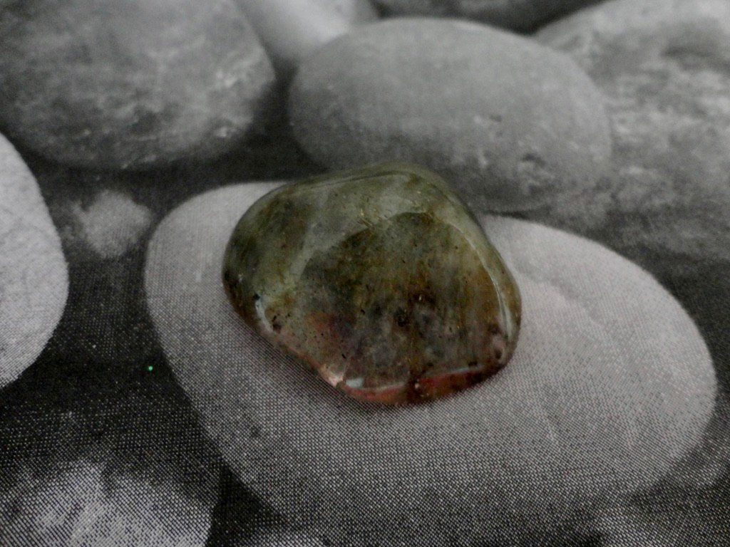 Edelsteine: Labradorit – Neu (gemäss Beschreibung) aus Biberist von Steine