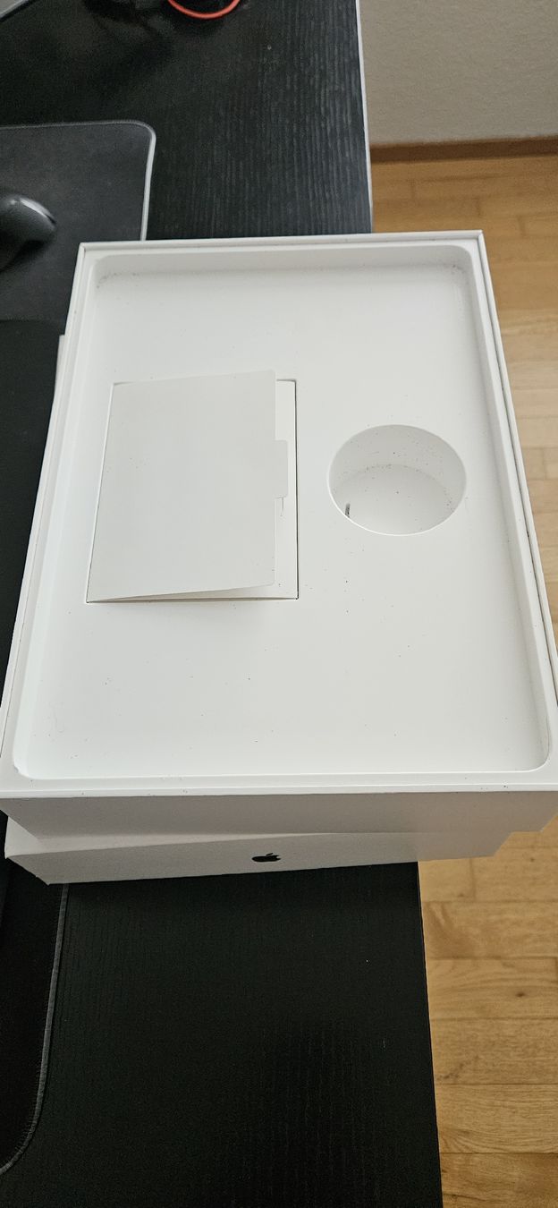 Apple Notebook: Mac Book Pro 2018 16gb RAM 512 ssd – Usato da Ebmatingen venduto da Anya789 1