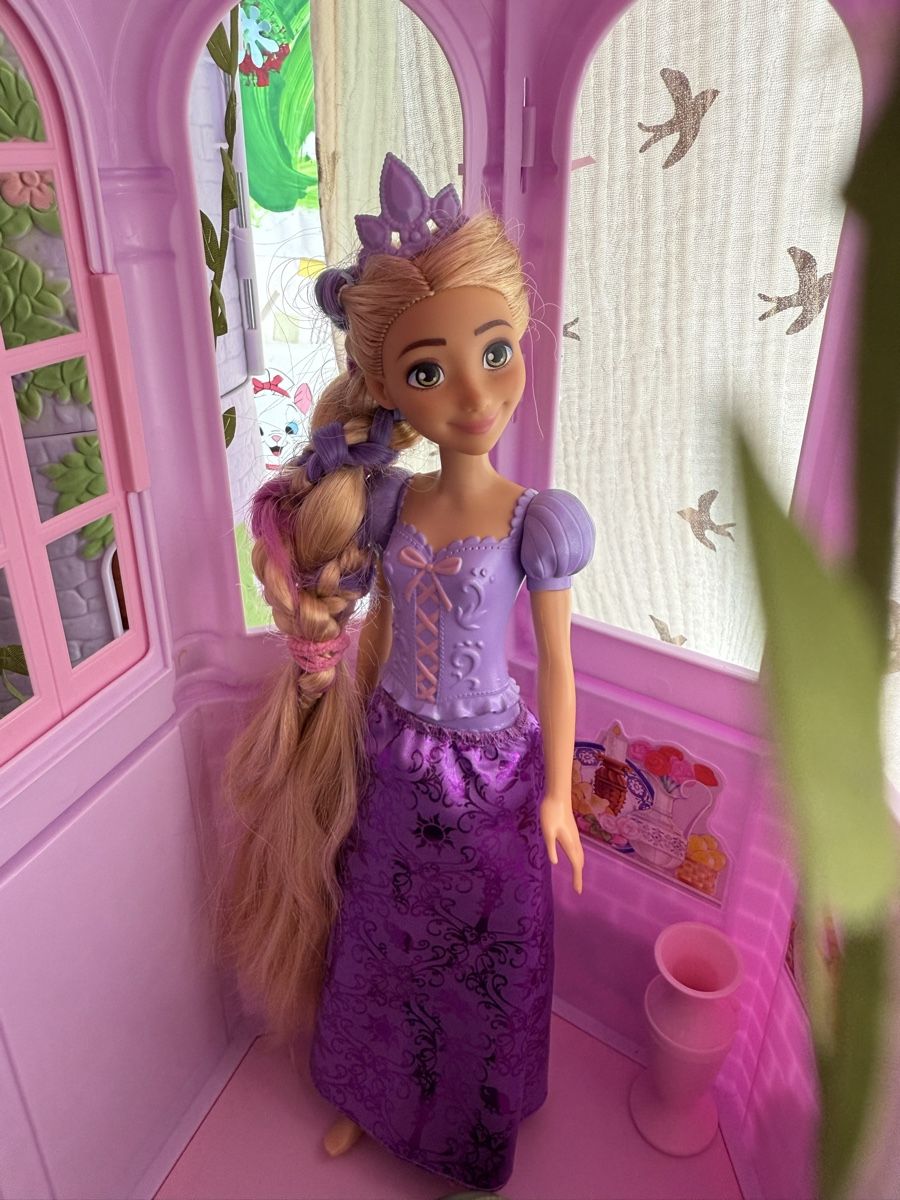 Disney Bambole: Barbie Disney Raiponce + Pascal – Usato da Ecublens VD venduto da charliecinquillo 1