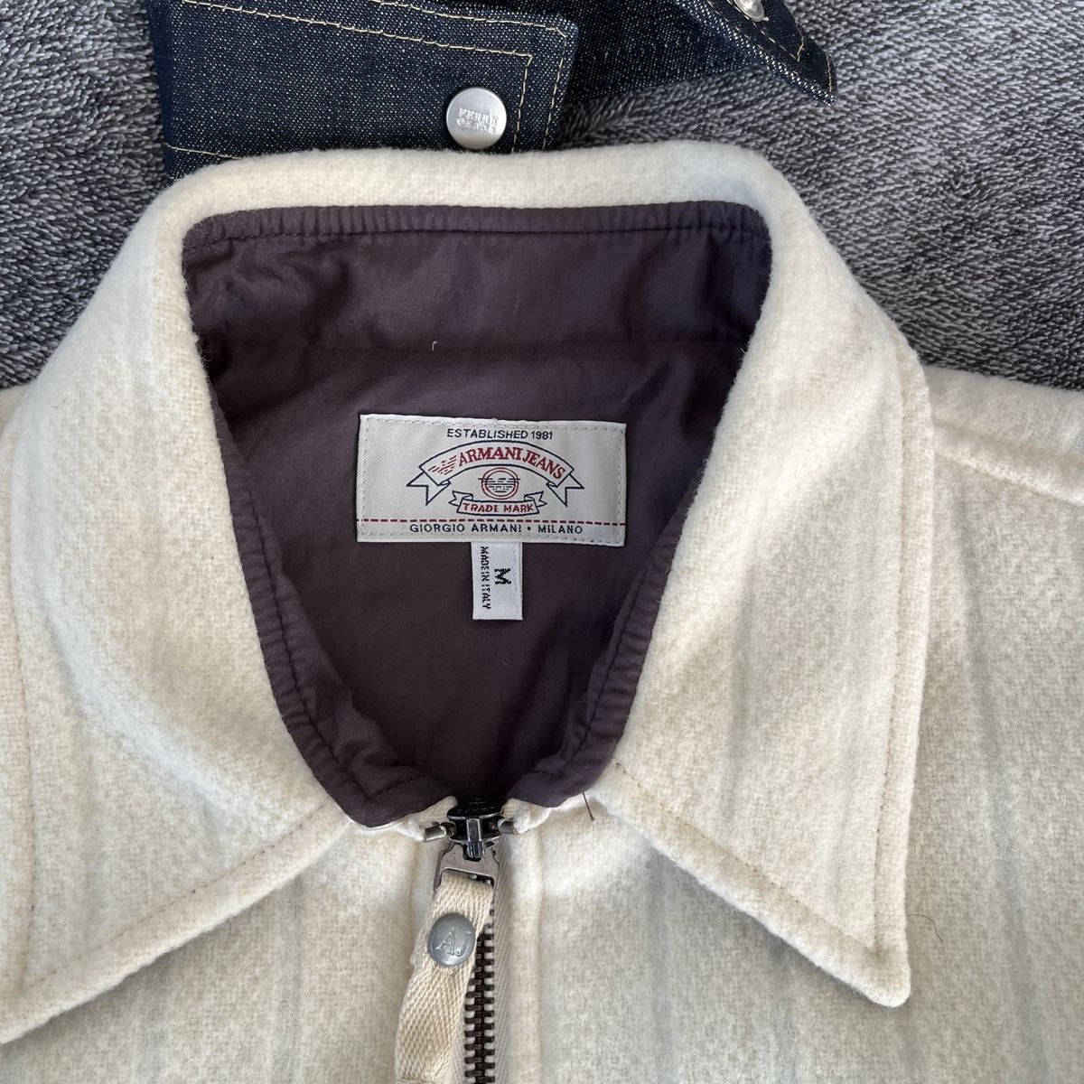 Armani Jacken: Armani Jacket – Neu (gemäss Beschreibung) aus Zug von saskia-chiara 4
