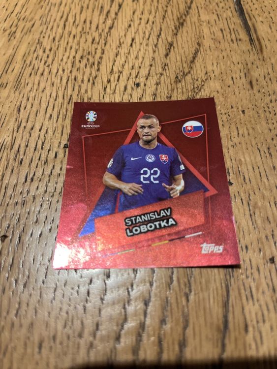 Sticker Topps EURO 2024 – Écusson SLOVAQUIE #SVK1 – FOIL BORDER PARALLEL – Neuf