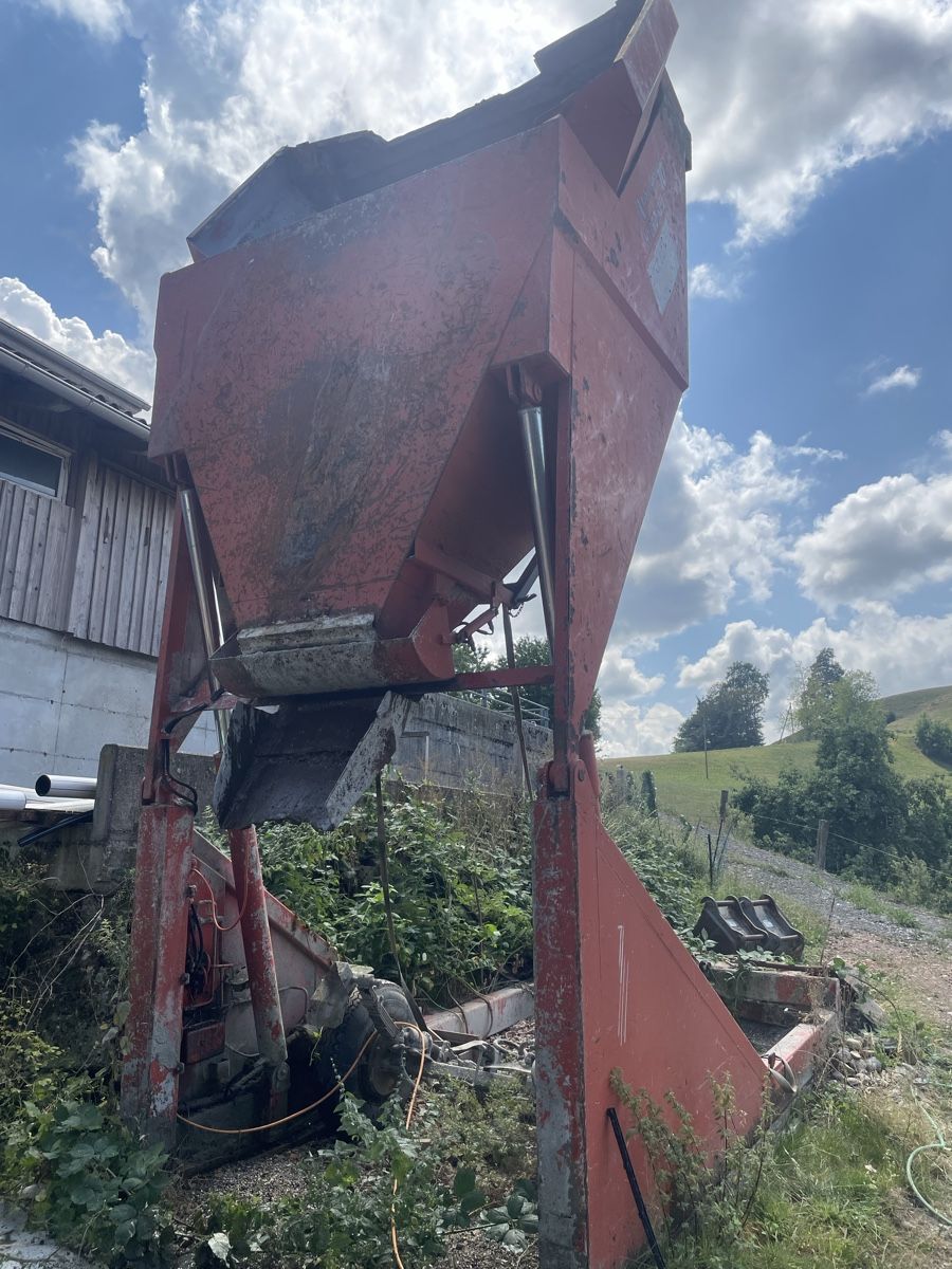 Aebi Toutes les machines: Umschlaggerät – D'occasion à Hergiswil LU par 19JZ87 2