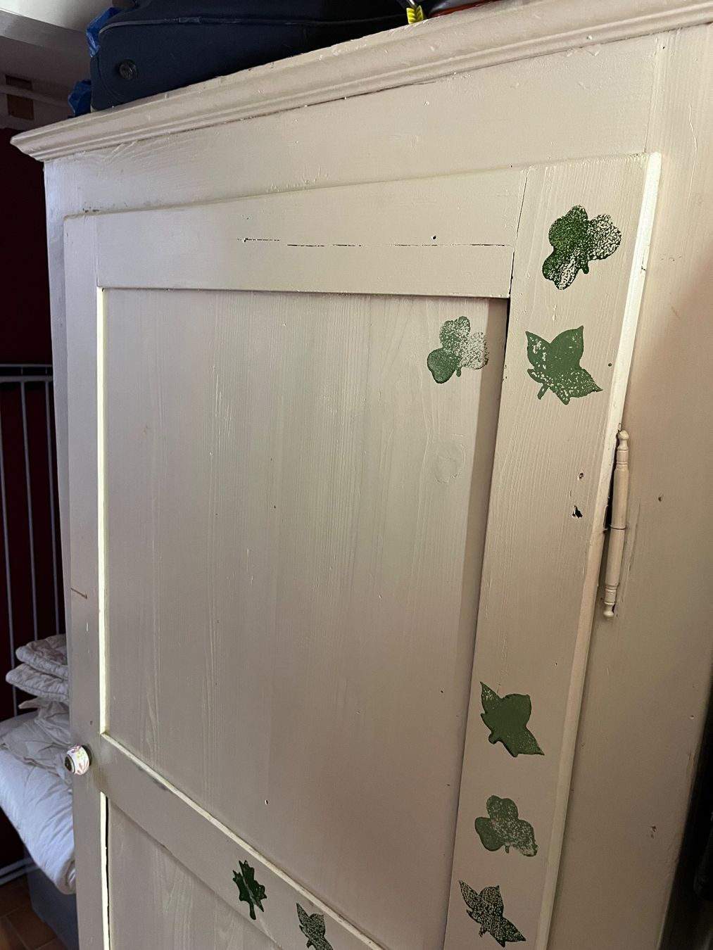 Armadi: Alter Holzschrank – Usato da Lohn-Ammannsegg venduto da nad_nzl8 1