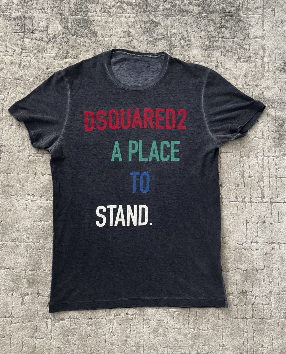 Dsquared2 T-Shirts: Designer DSQUARED2 T-Shirt - Grösse M – Gebraucht aus Frick von Son-Goku.CH