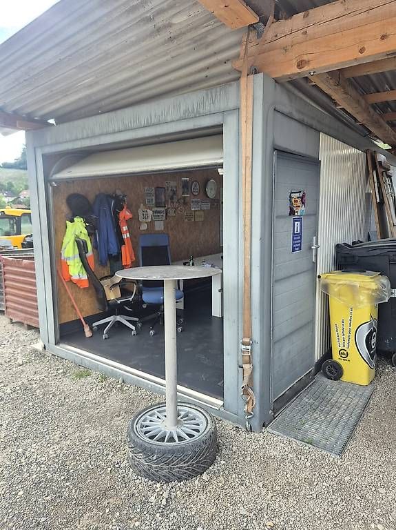 Contenitori edile: 6x3m Container als Baustellentraum – Usato da Wolhusen venduto da majesoj 1
