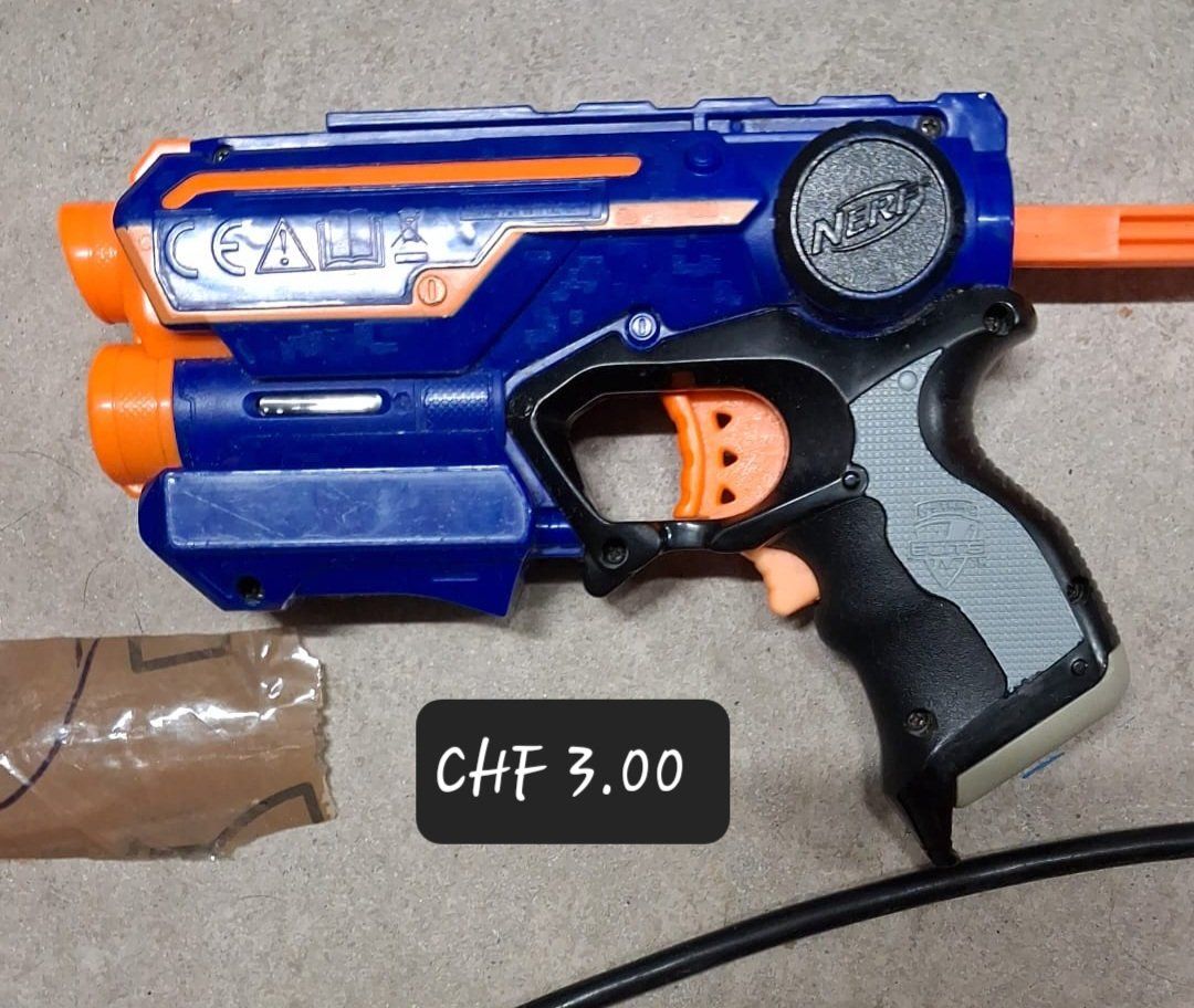 Nerf Jouets: NERF diverse Produkte – D'occasion à Tagelswangen par Heaven2501 6