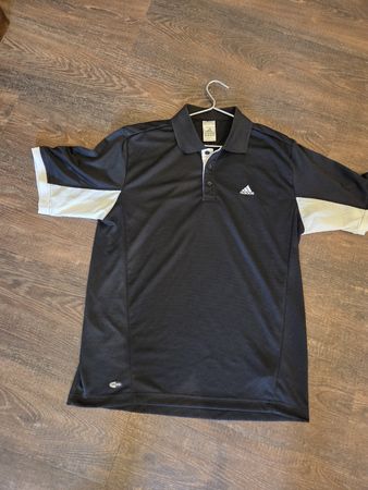 Adidas T-Shirt
