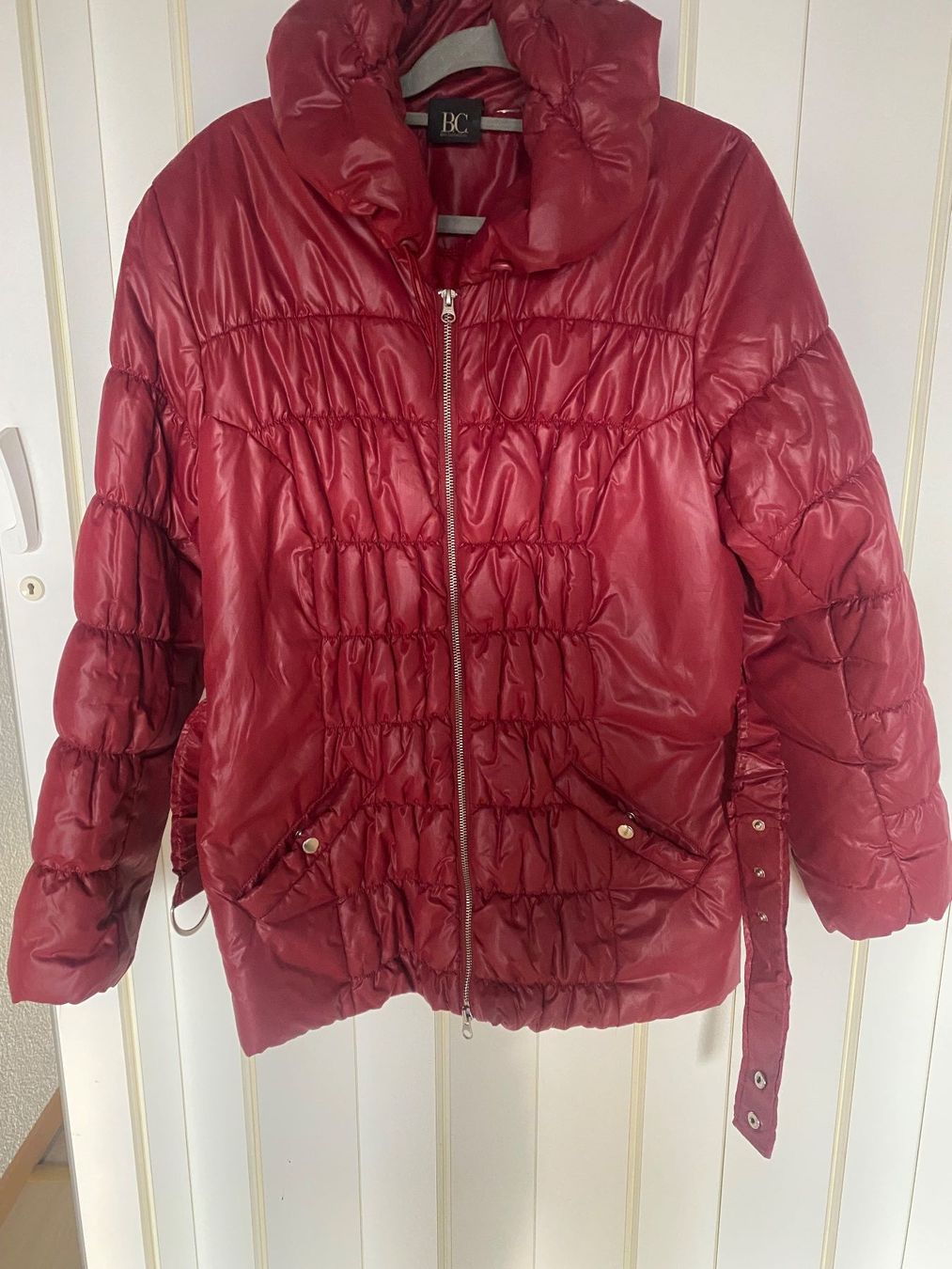 Heine Giacche: Heine Steppjacke, bordeaux, Gr. 40 – Usato da Arni AG venduto da Mimo007 1