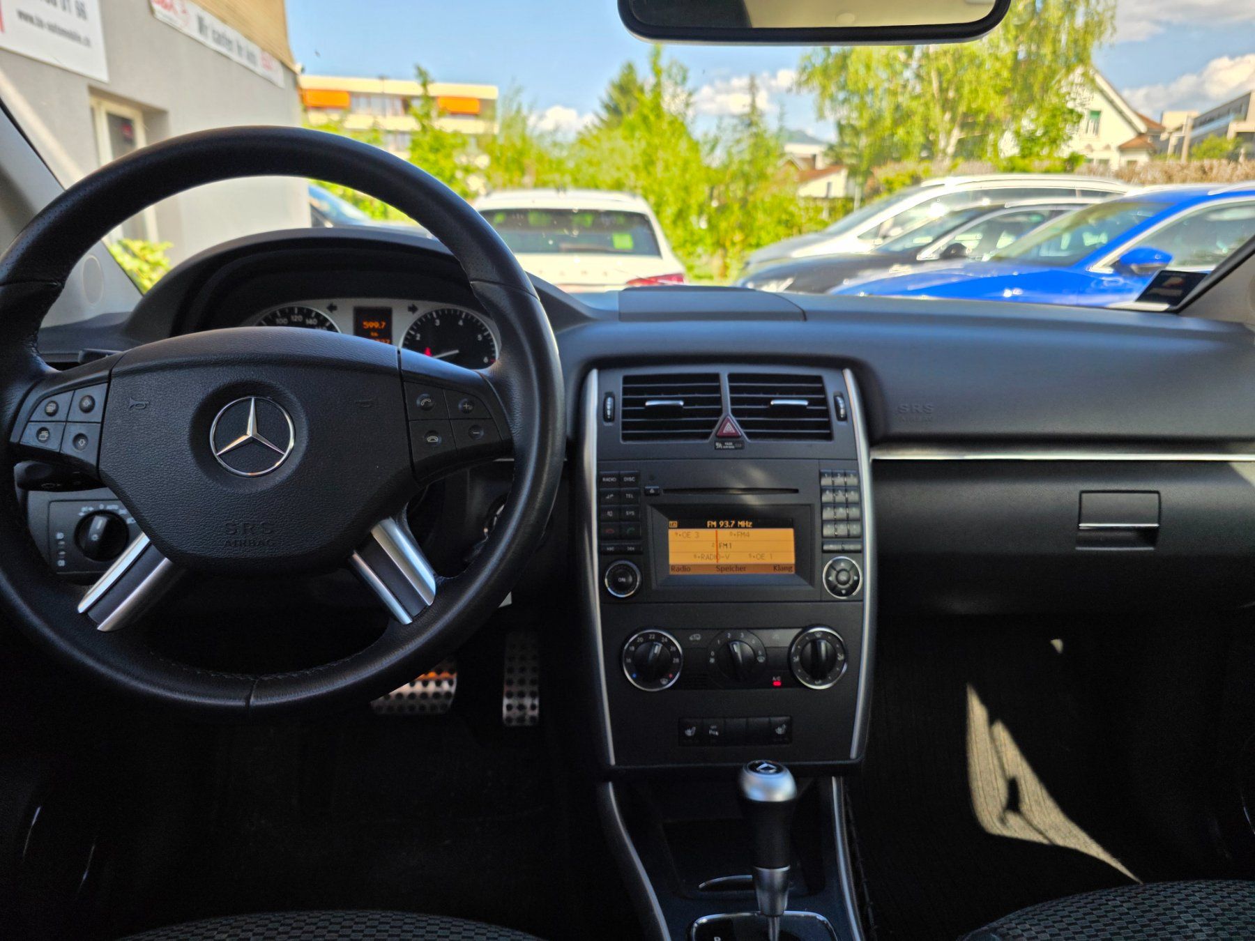 Mercedes-Benz Autos: Mercedes Benz B 180 – Gebraucht aus Widnau von B6X 7